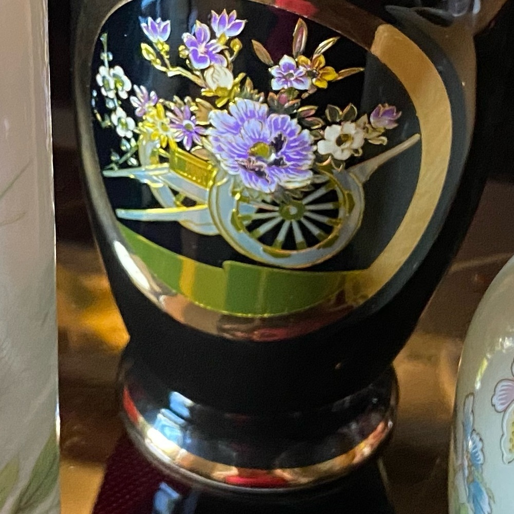 2 Ceramic Vases Between8-10”Used Condition w/24kt Art/Chokin-Beautiful/Different - Picture 11 of 16